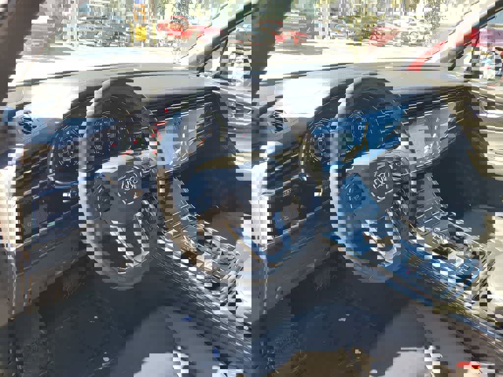 Used 2025 Audi Q7 Premium Plus image 22