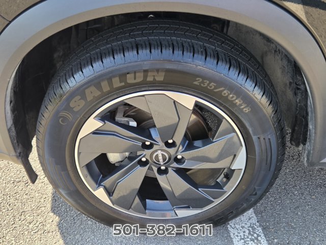Used 2024 Nissan Rogue SV AWD/4WD image 19