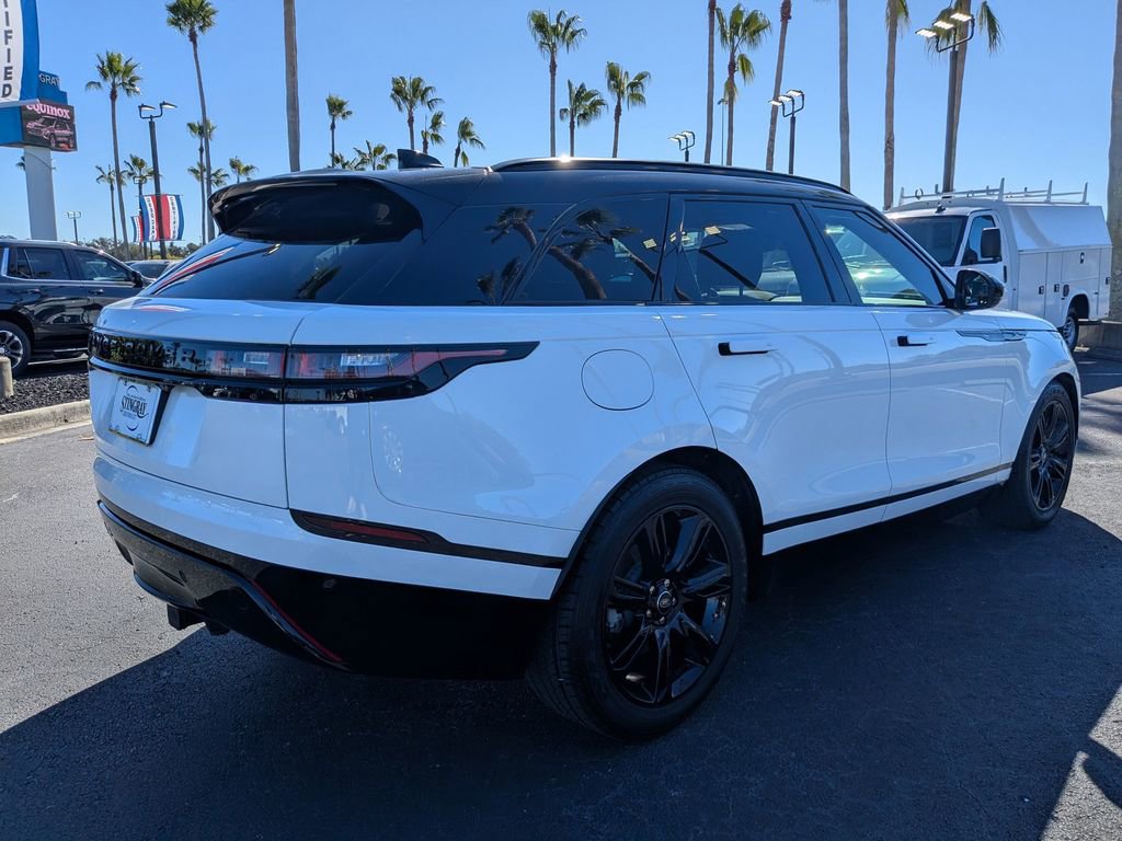 Used 2022 Land Rover Range Rover Velar R-Dynamic S image 4
