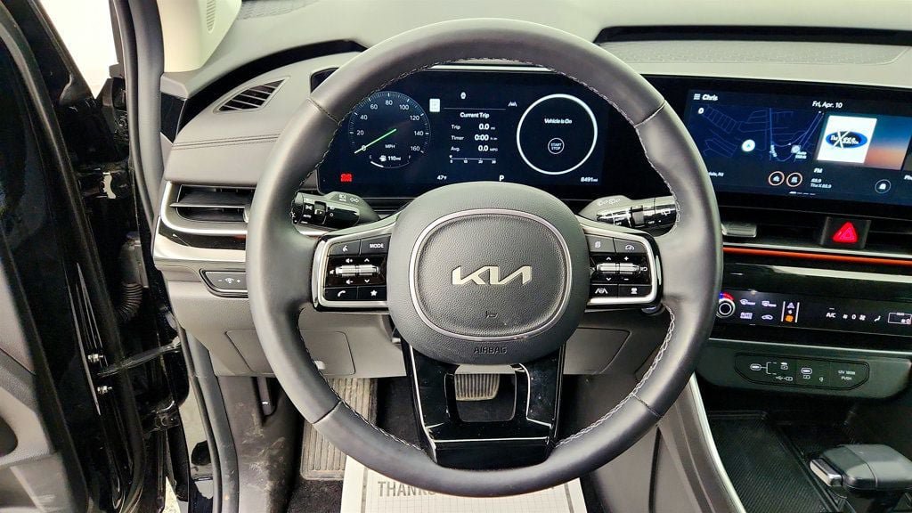 Used 2025 Kia Carnival SX Prestige FWD image 14