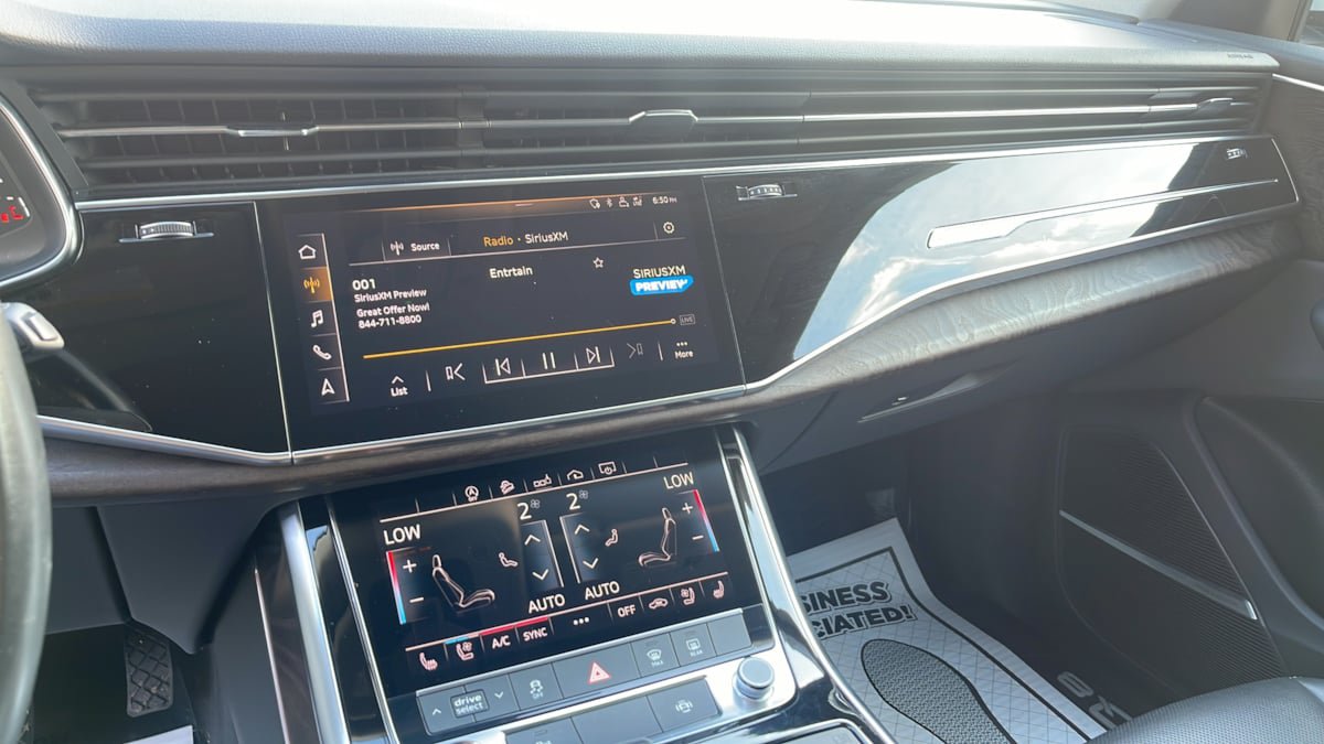 Used 2019 Audi Q8 Premium Plus w/ Premium Plus AWD/4WD image 10