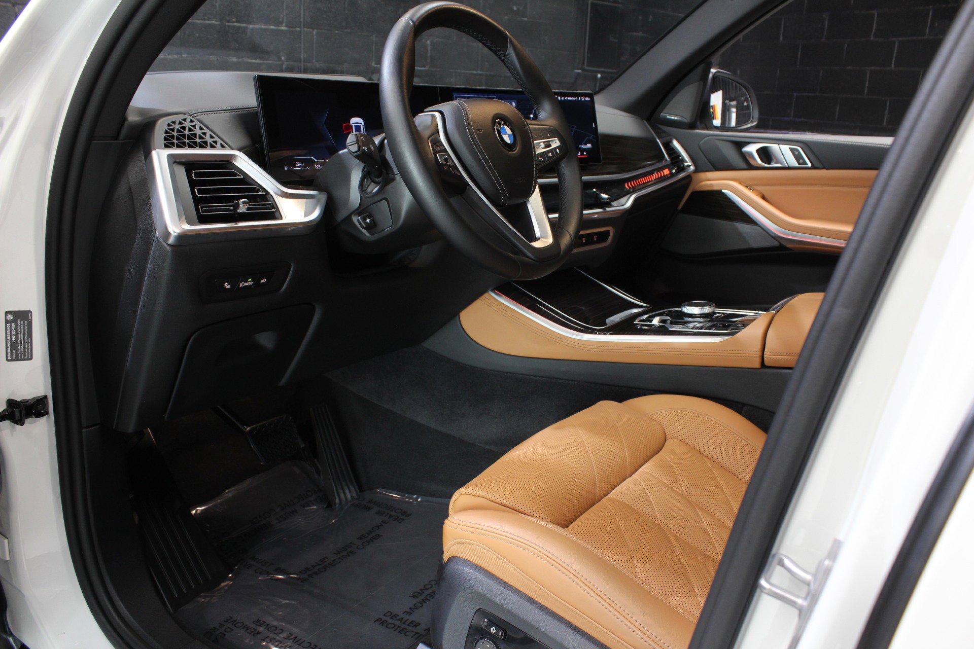 Used 2024 BMW X5 sDrive40i w/ Premium Package image 31