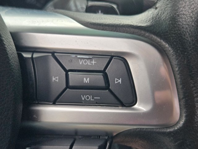 Used 2016 Ford Mustang GT RWD image 14