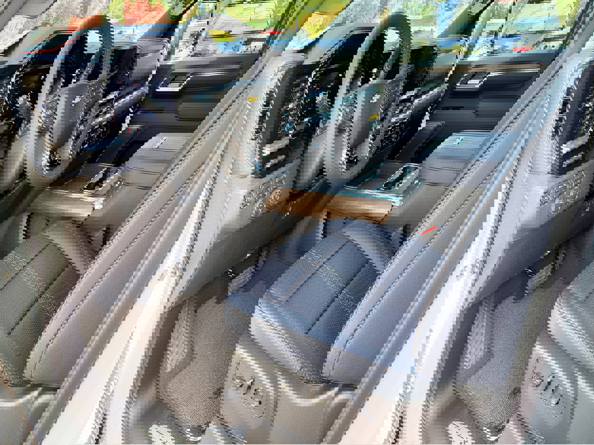 New 2026 Chevrolet Silverado 2500 High Country w/ Technology Package image 13