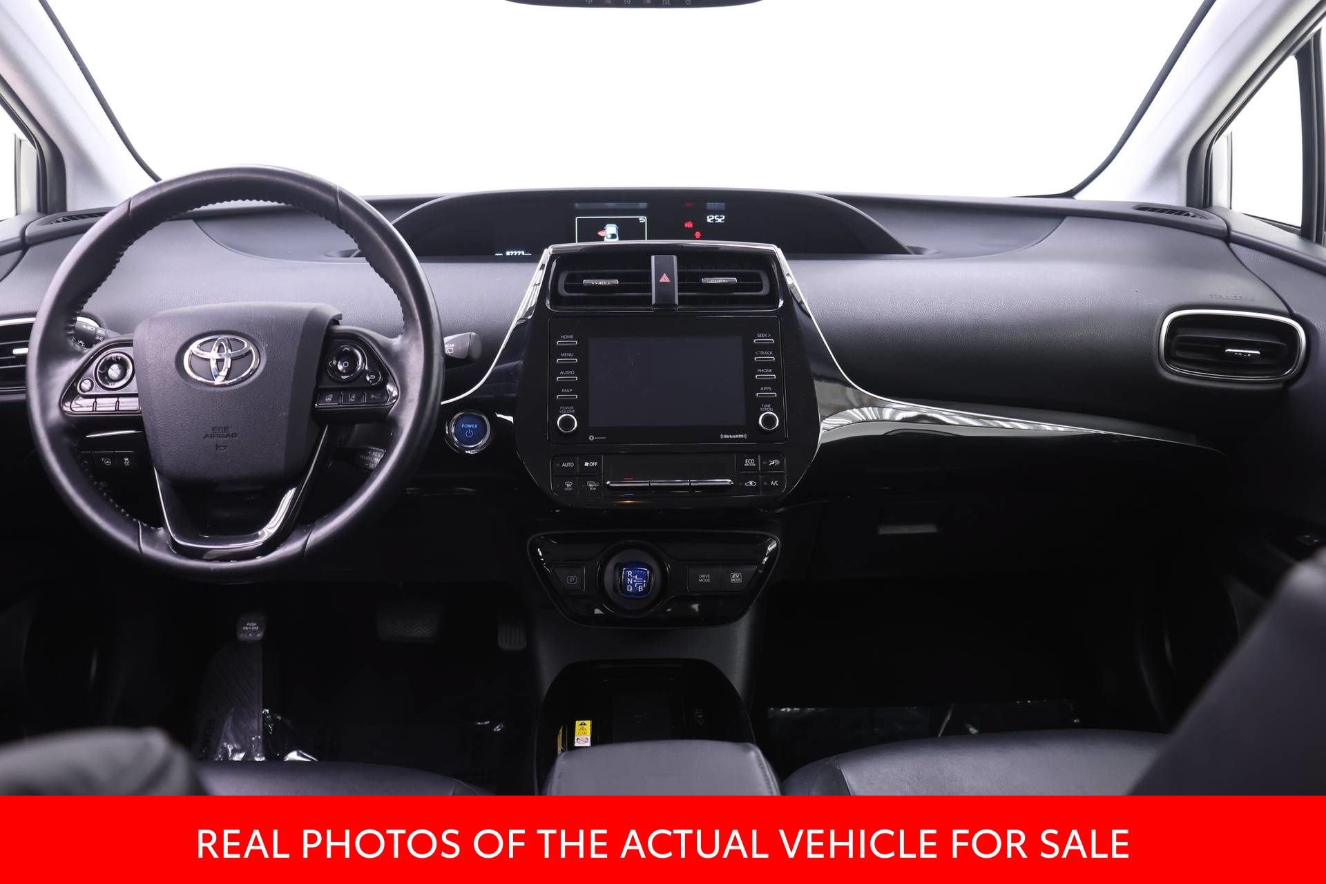 Certified 2022 Toyota Prius AWD image 5