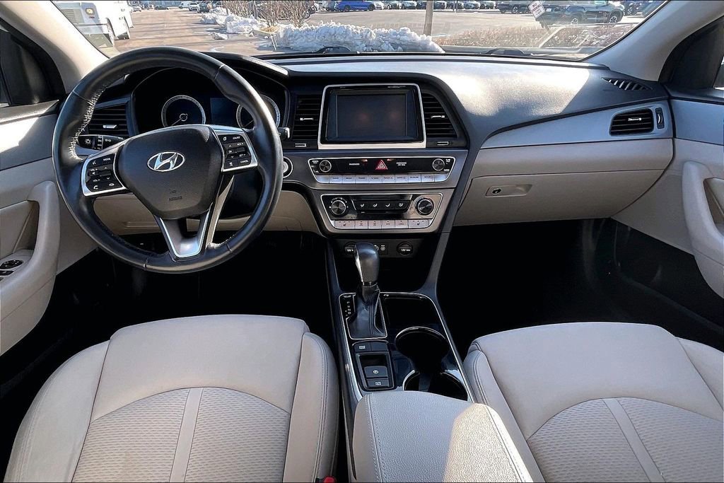 Used 2018 Hyundai Sonata SEL w/ Tech Package 02 FWD image 18
