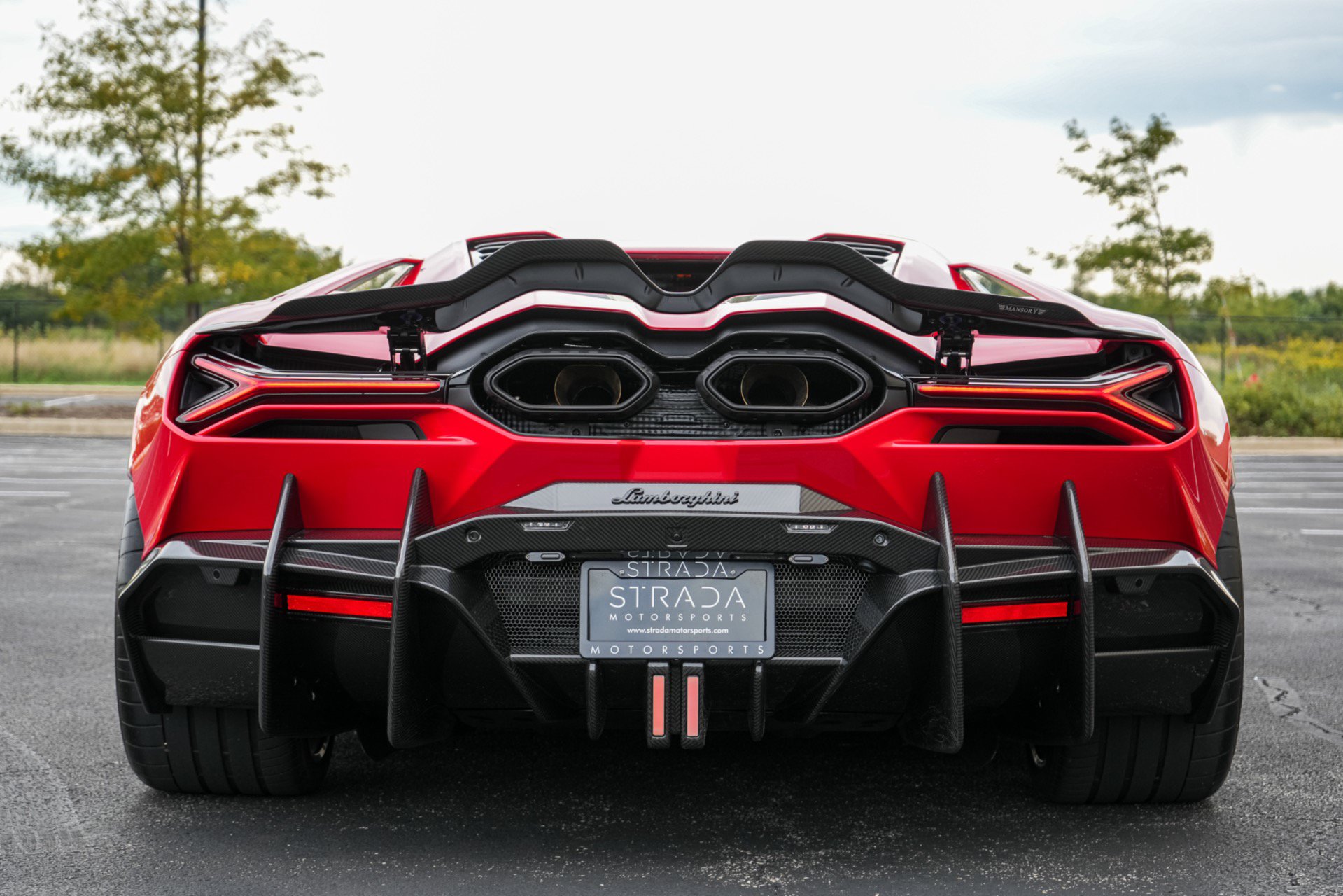 Used 2025 Lamborghini Revuelto AWD/4WD image 14