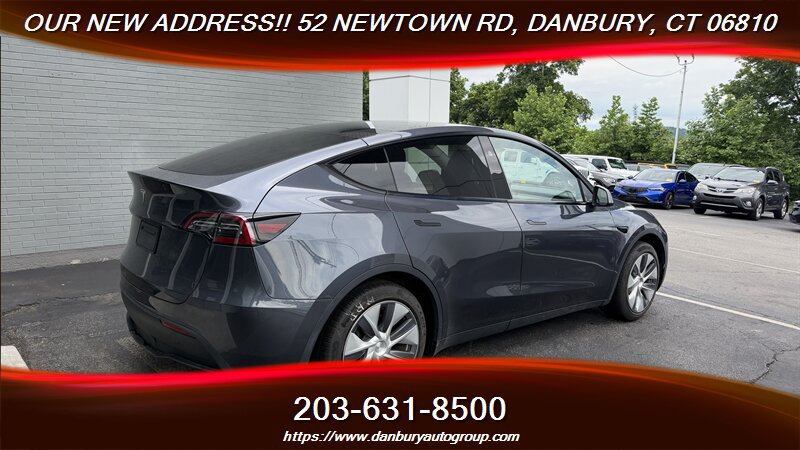 Used 2023 Tesla Model Y 2WD image 5