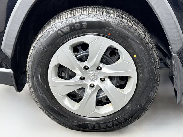 Used 2020 Toyota RAV4 LE w/ All Weather Liner Package image 28