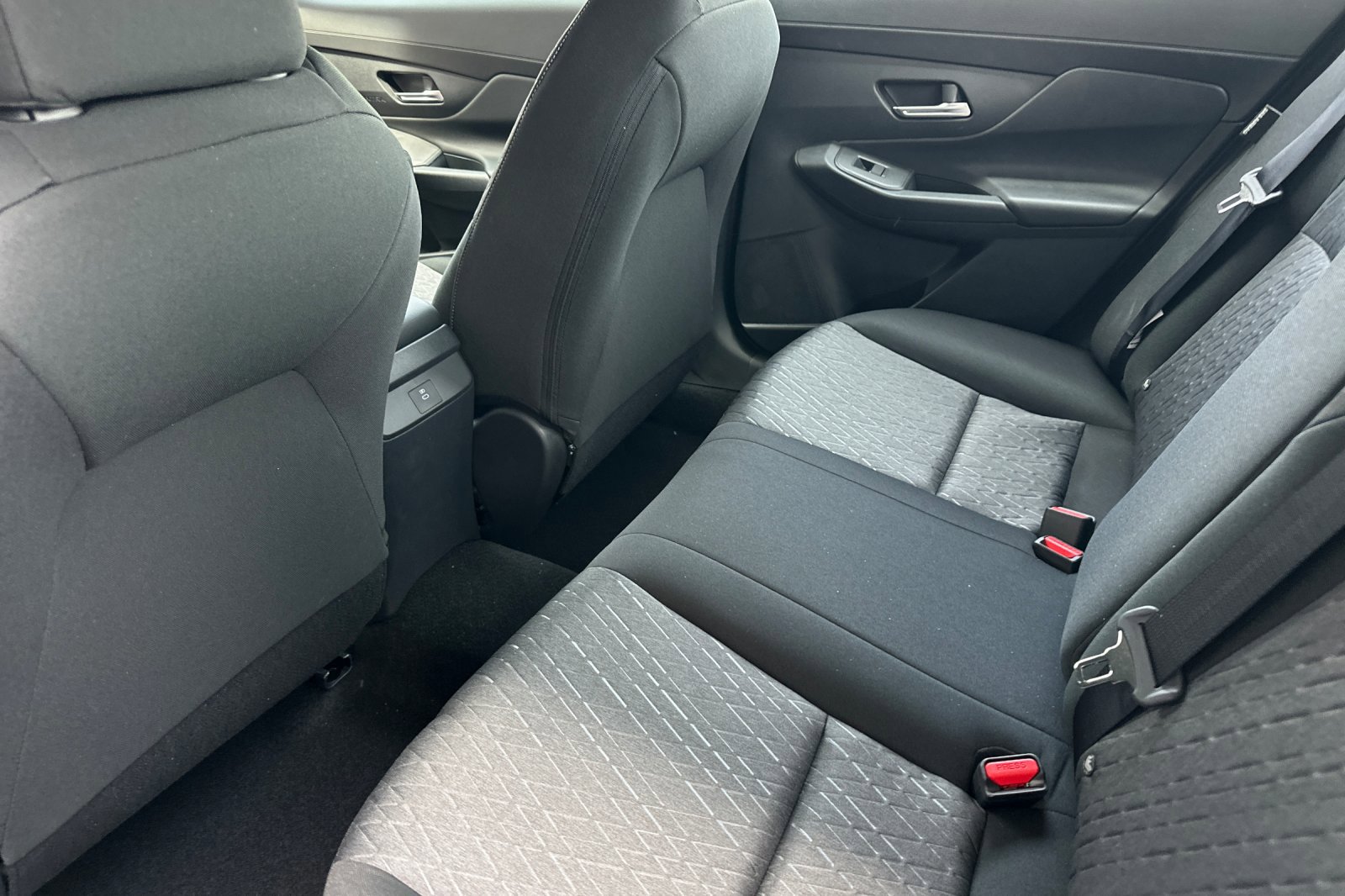 New 2026 Nissan Sentra SV w/ SV Convenience Package FWD image 12
