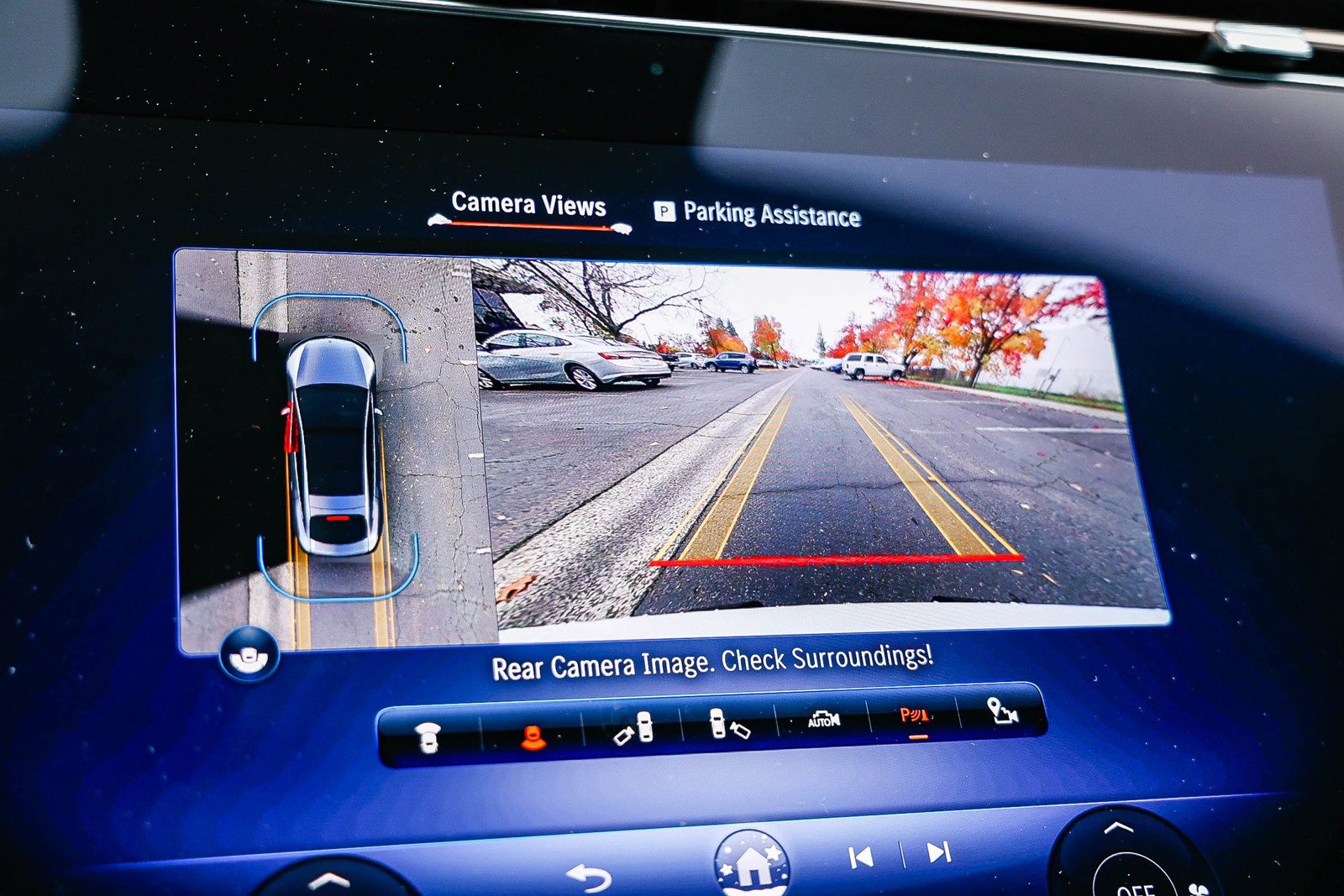 Certified 2022 Mercedes-Benz EQS 580 4MATIC Sedan image 26