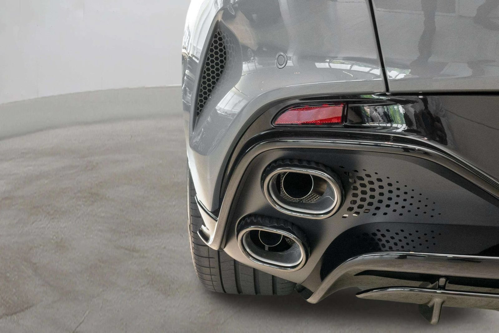 New 2026 Aston Martin DBX 707 AWD/4WD image 62
