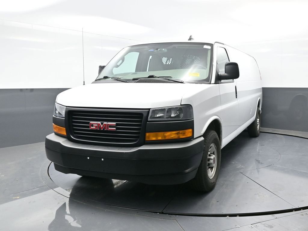 Used 2023 GMC Savana 2500 Extended w/ Enhanced Convenience Package image 6