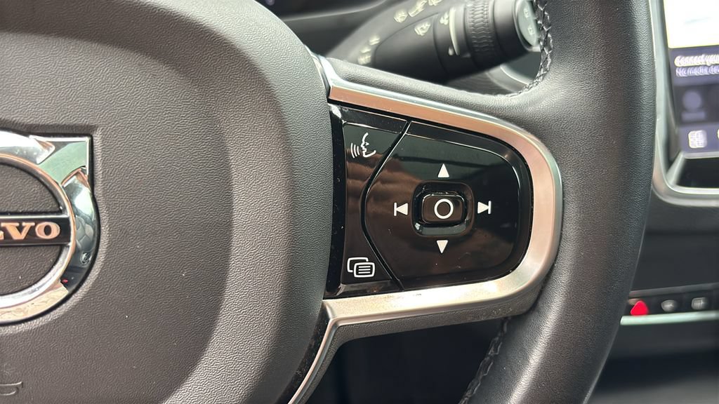 Certified 2024 Volvo XC90 B5 Core w/ Climate Package AWD/4WD image 19
