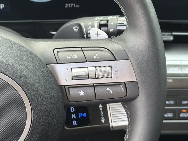 Used 2026 Hyundai Kona Limited FWD image 28
