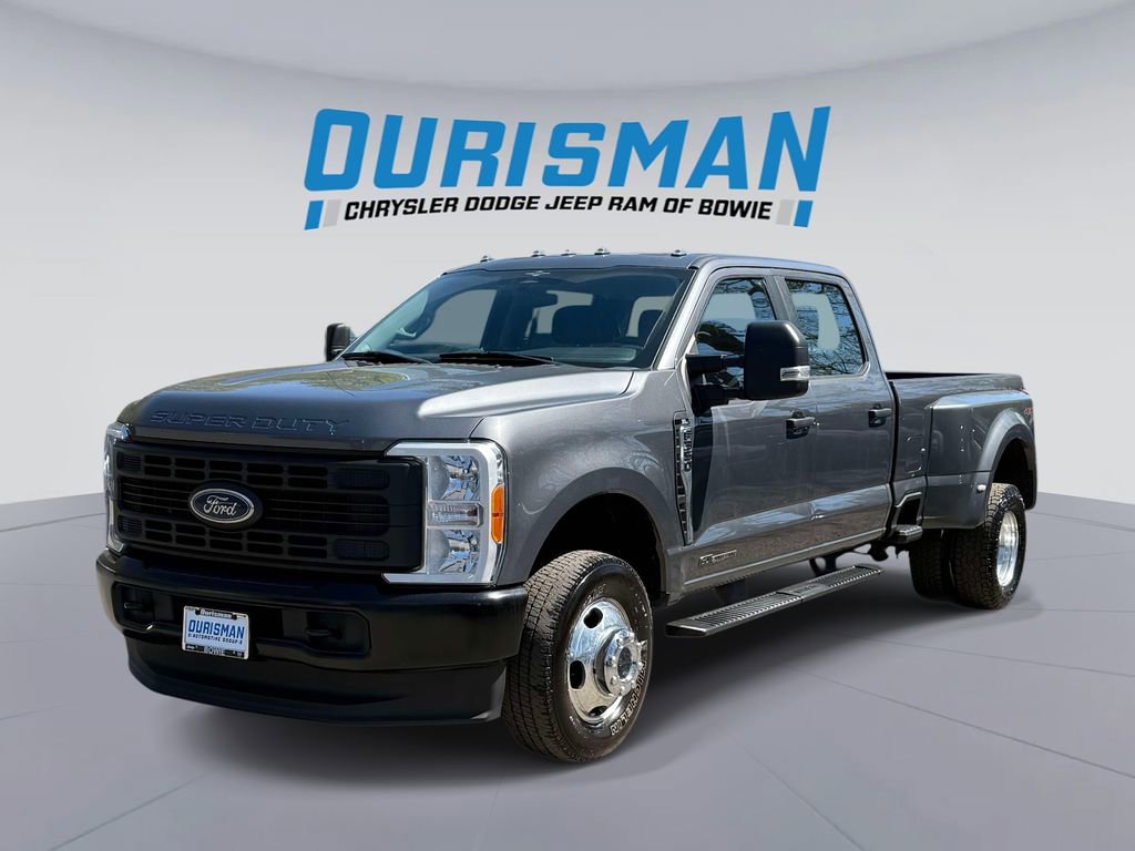 Used 2023 Ford F350 XL image 5