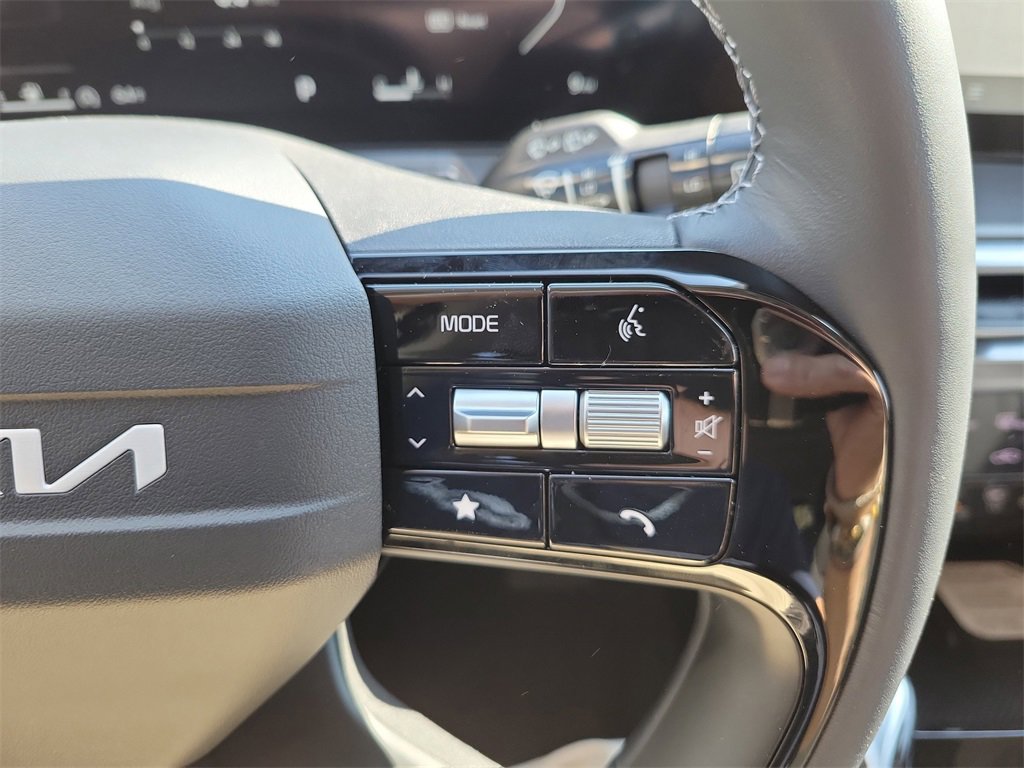 New 2026 Kia Sorento SX image 29