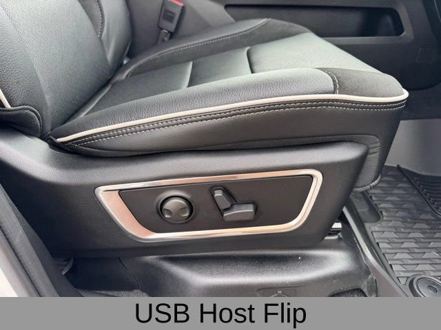New 2026 RAM 1500 Laramie AWD/4WD image 26