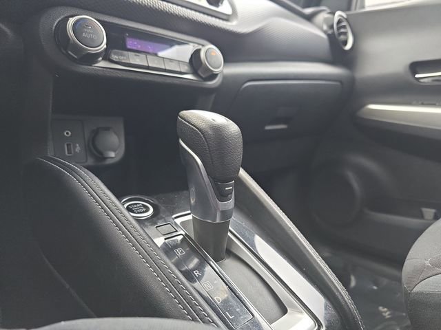Used 2019 Nissan Kicks SV FWD image 33