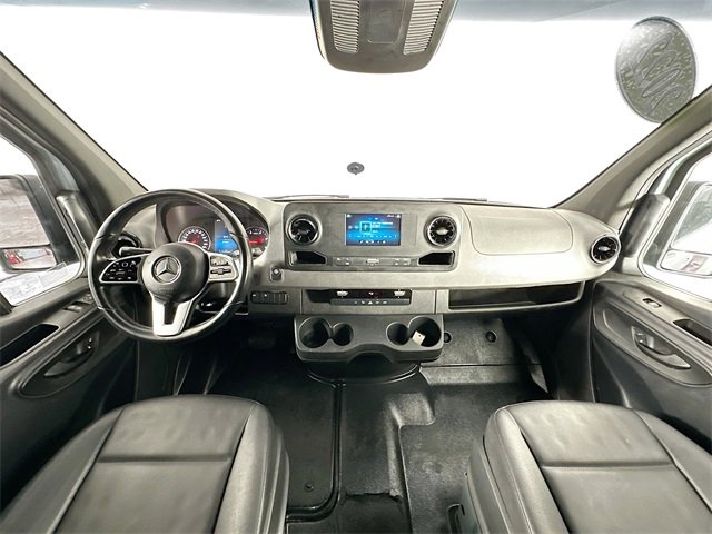 Used 2022 Mercedes-Benz Sprinter 144 Cargo image 3