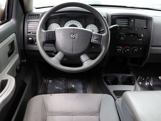 Used 2005 Dodge Dakota ST image 16