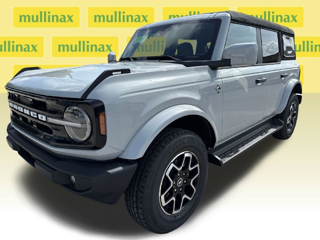 New 2026 Ford Bronco Outer Banks AWD/4WD image 17