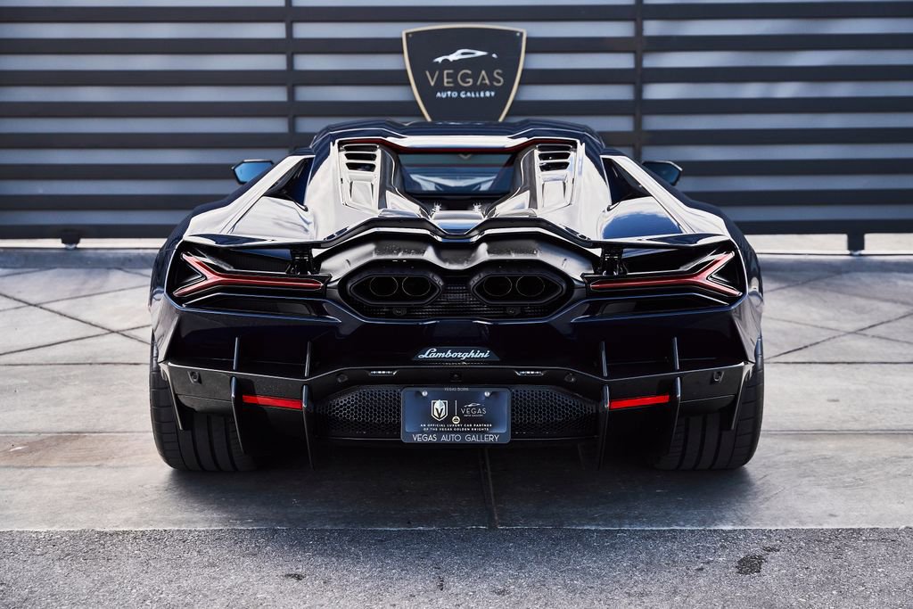 Used 2025 Lamborghini Revuelto AWD/4WD image 29