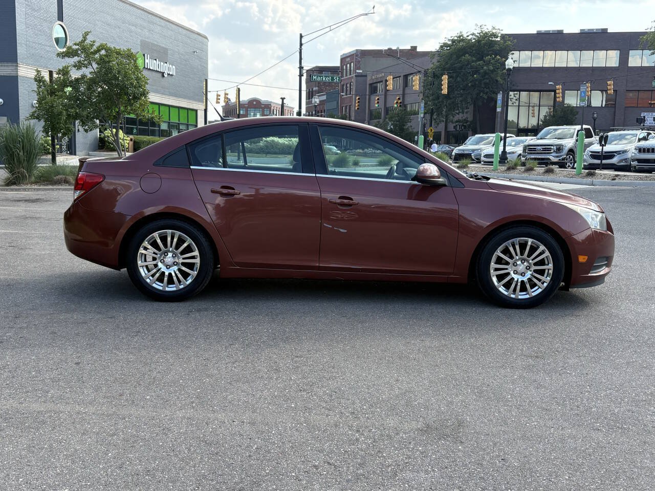 Used 2013 Chevrolet Cruze Eco FWD image 6