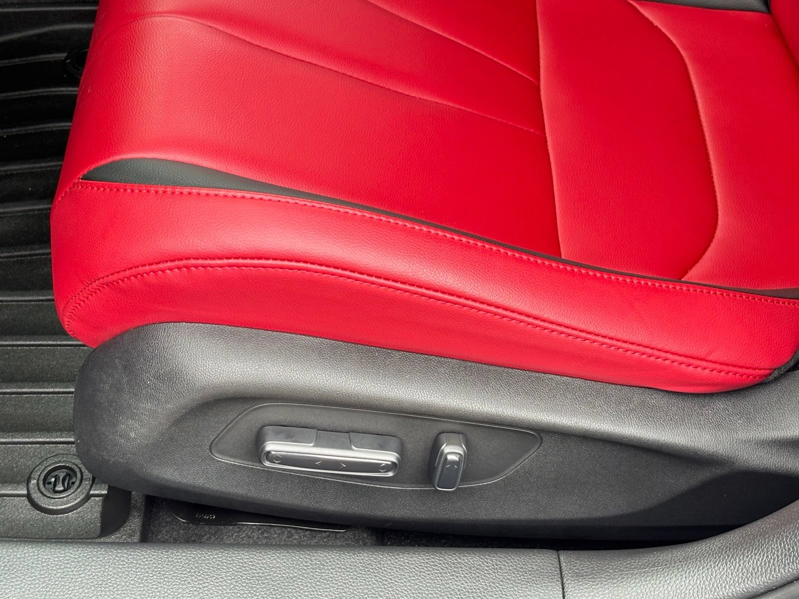 Used 2026 Acura Integra A-Spec FWD image 15