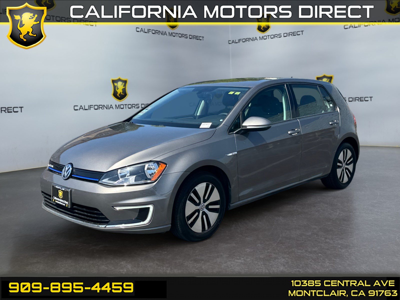 Used 2016 Volkswagen e-Golf SE w/ DC Fast Charging Package FWD image 1