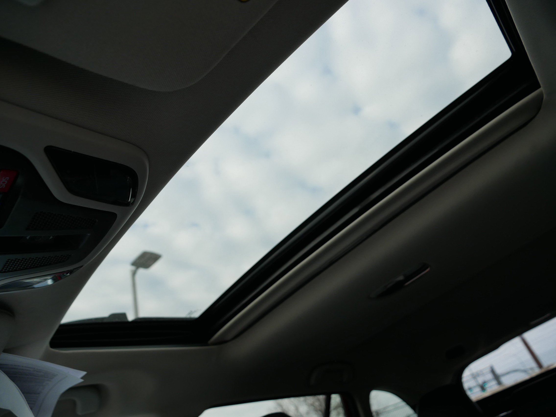 Used 2020 Subaru Outback Limited image 32