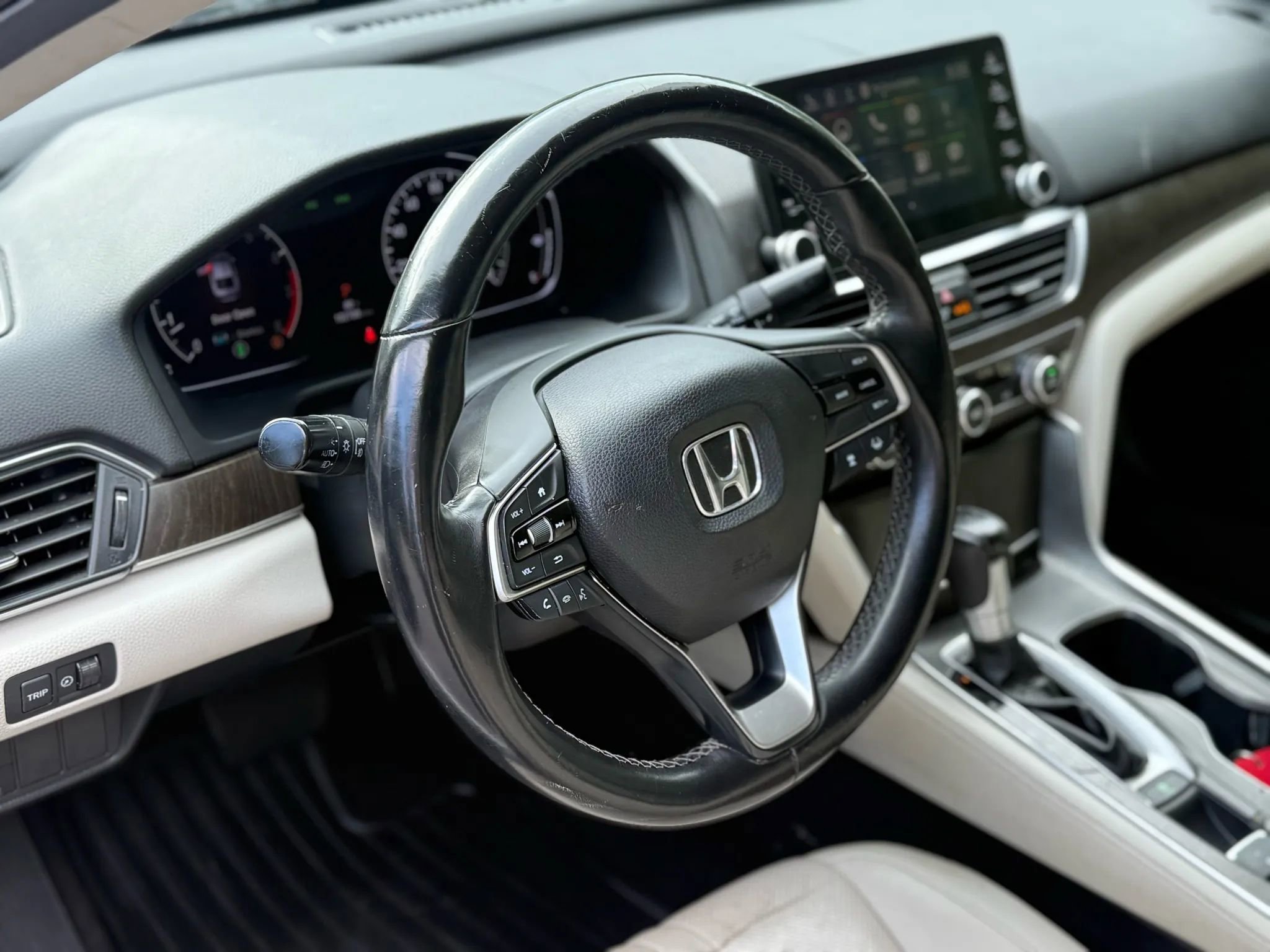 Used 2018 Honda Accord EX-L image 13