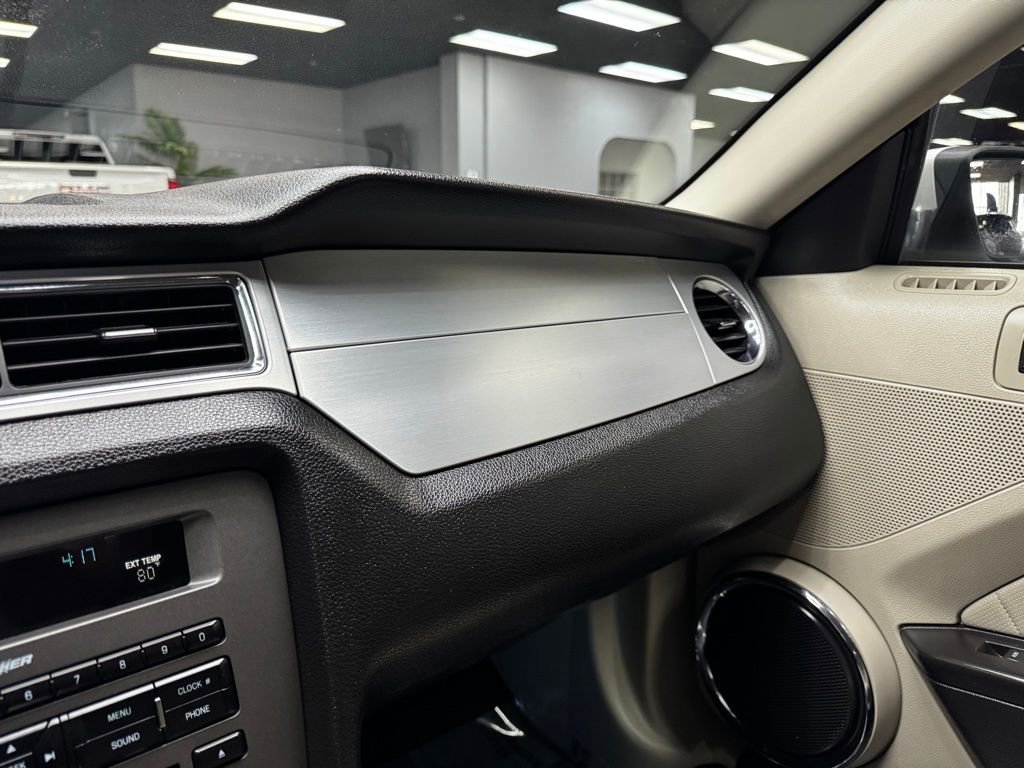 Used 2011 Ford Mustang GT Premium w/ Brembo Brake Pkg RWD image 27