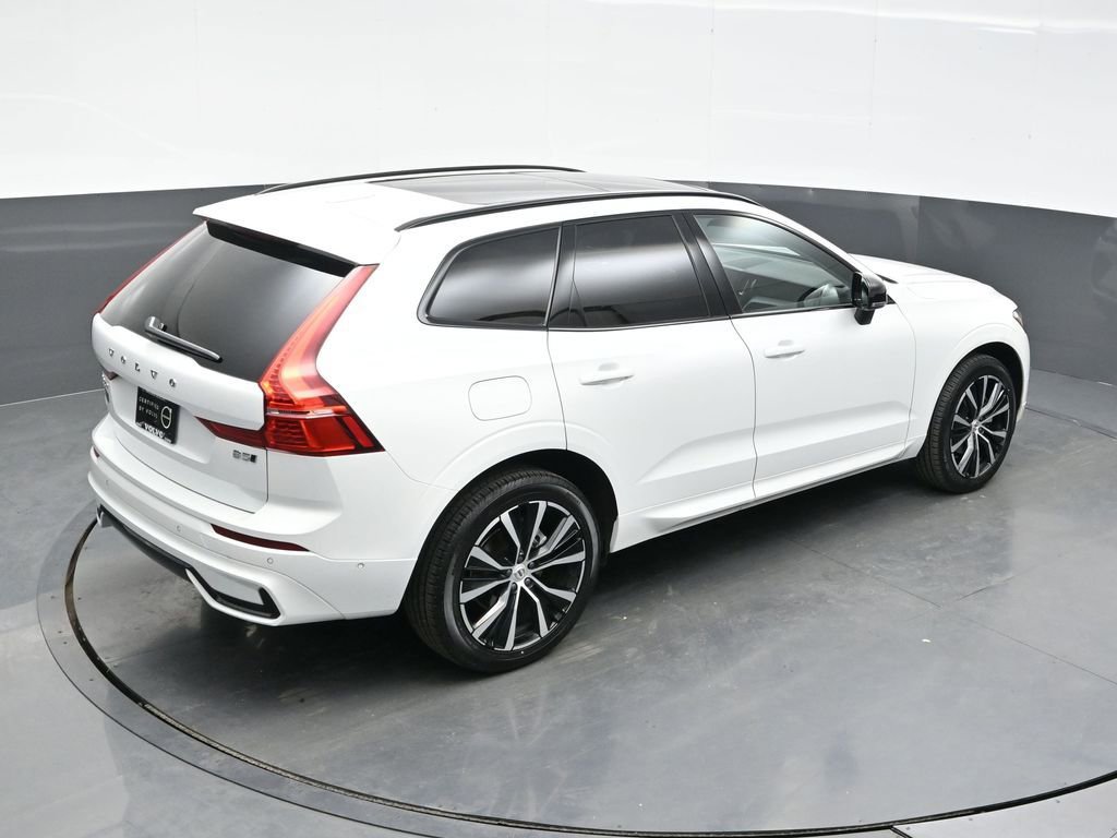 Used 2025 Volvo XC60 B5 Plus w/ Climate Package AWD/4WD image 31