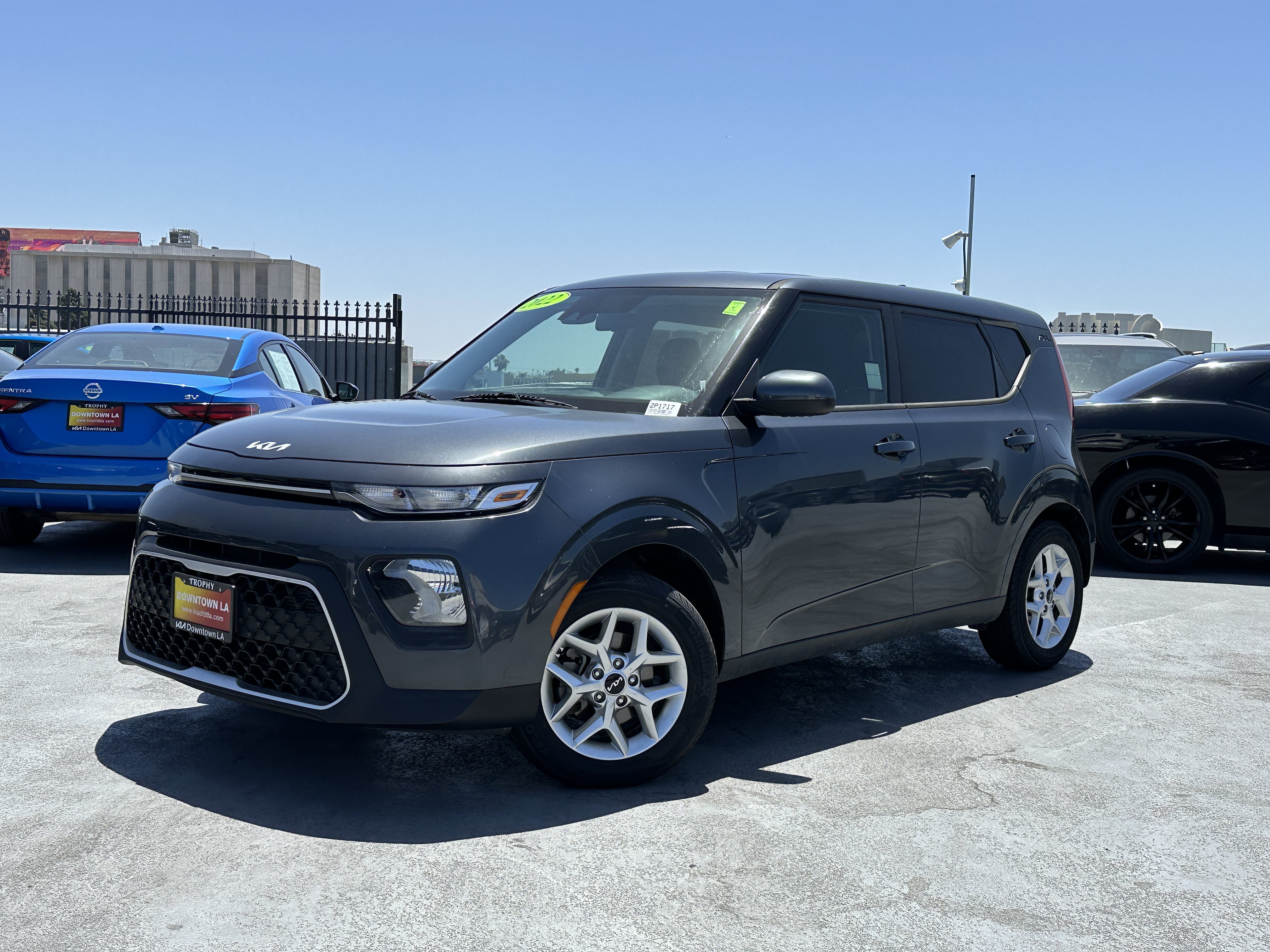 Certified 2022 Kia Soul LX w/ Technology Package FWD image 2