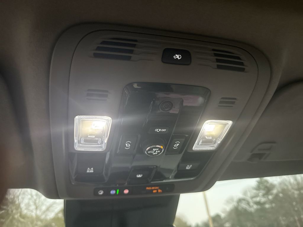 Used 2025 Cadillac Escalade Premium Luxury Platinum w/ LPO, Floor Liner Package image 19