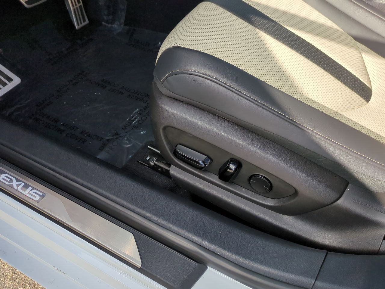 Used 2022 Lexus ES 350 F Sport image 17