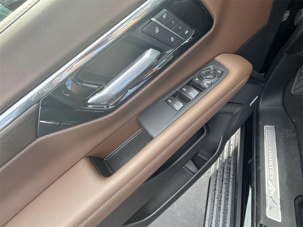 New 2026 Chevrolet Tahoe High Country image 19