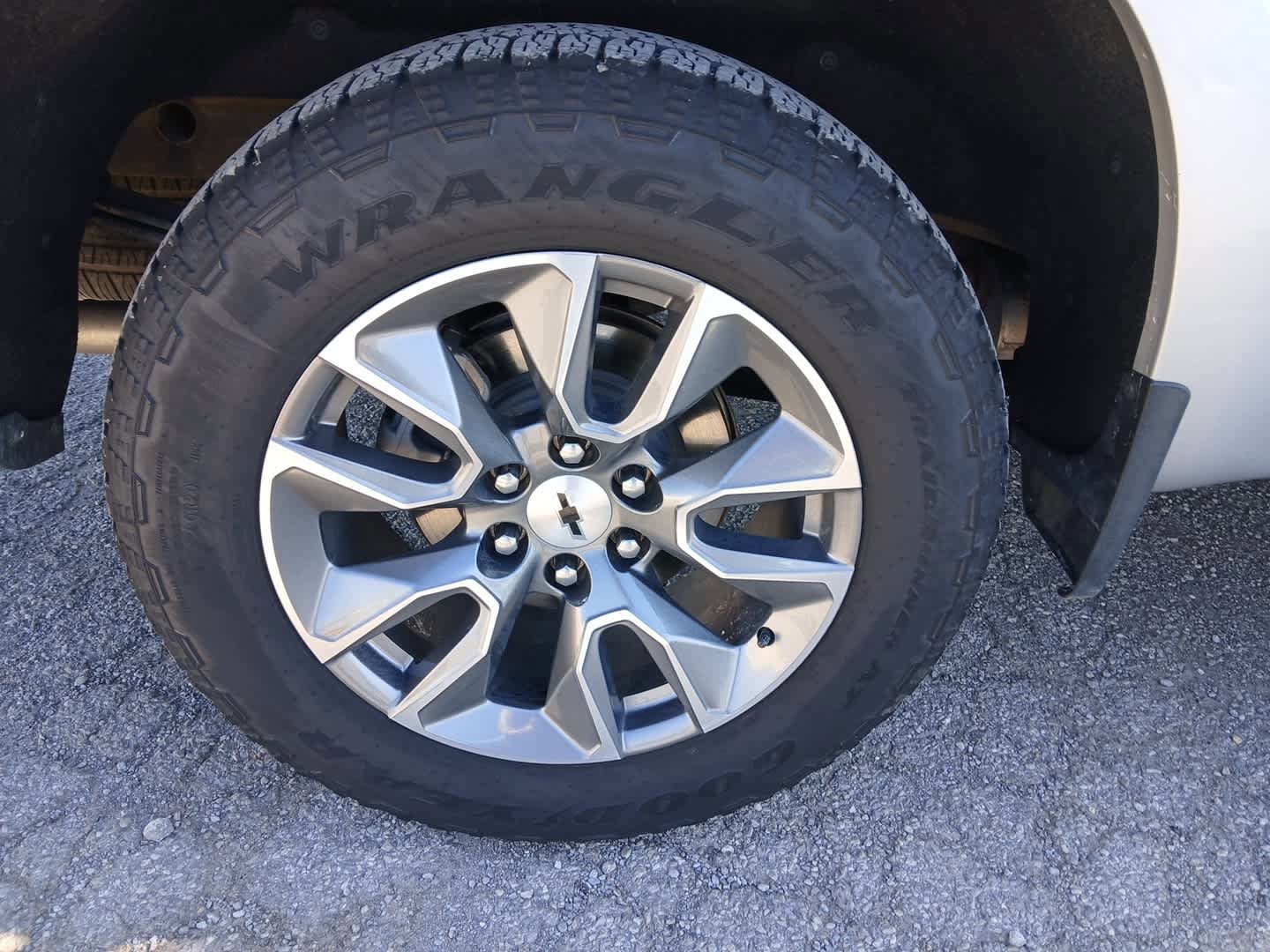 Used 2020 Chevrolet Silverado 1500 RST w/ Texas Edition image 14