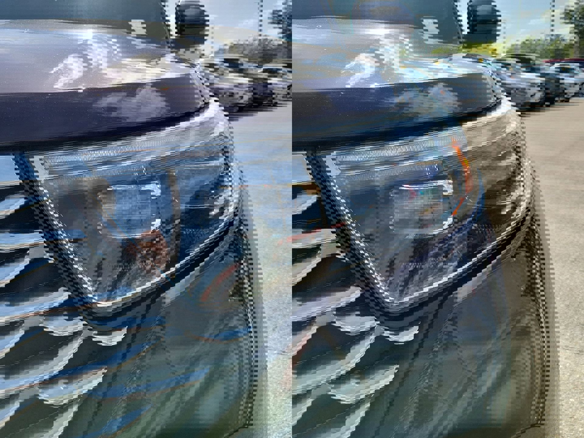 Used 2023 Ford Explorer Platinum w/ Technology Package image 11