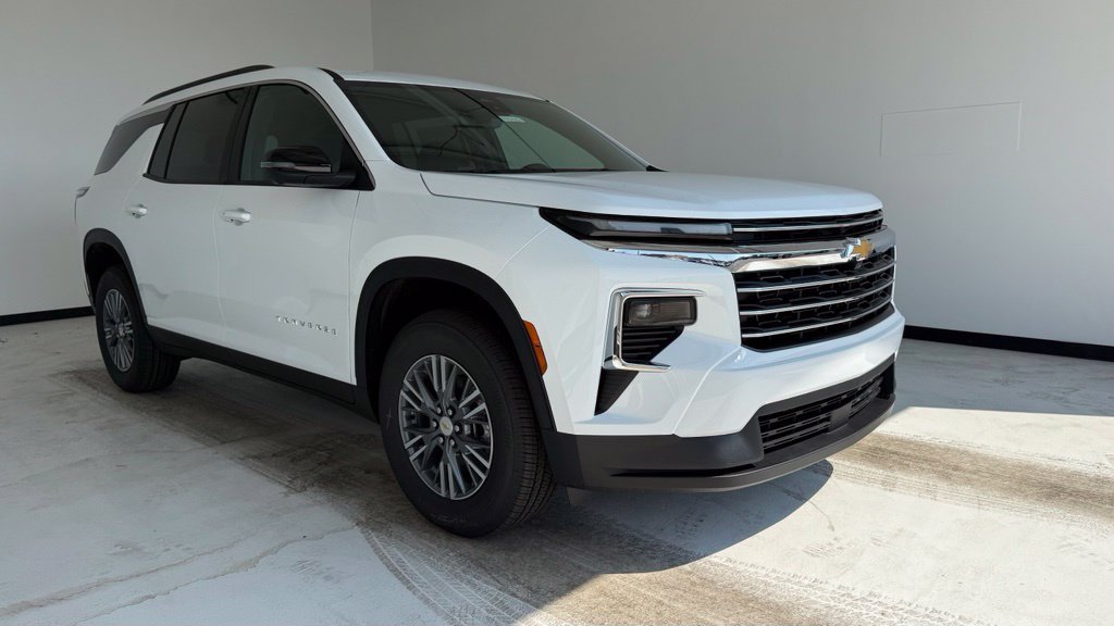 New 2027 Chevrolet Traverse LT w/ Driver Confidence Package FWD image 14