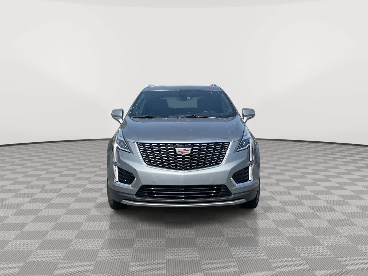 Used 2024 Cadillac XT5 Premium Luxury w/ LPO, Floor Liner Package FWD image 3