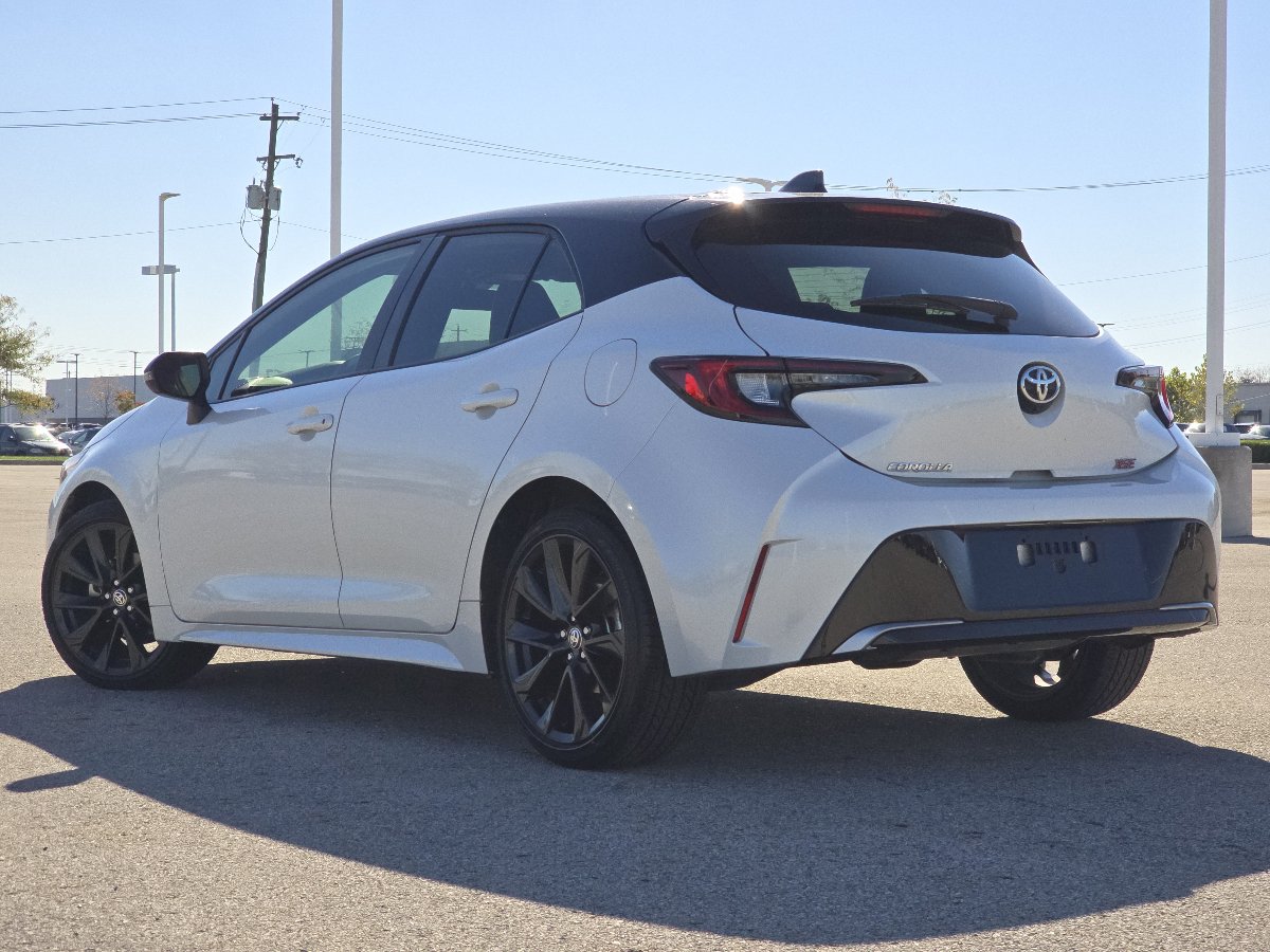 Used 2024 Toyota Corolla XSE FWD image 18