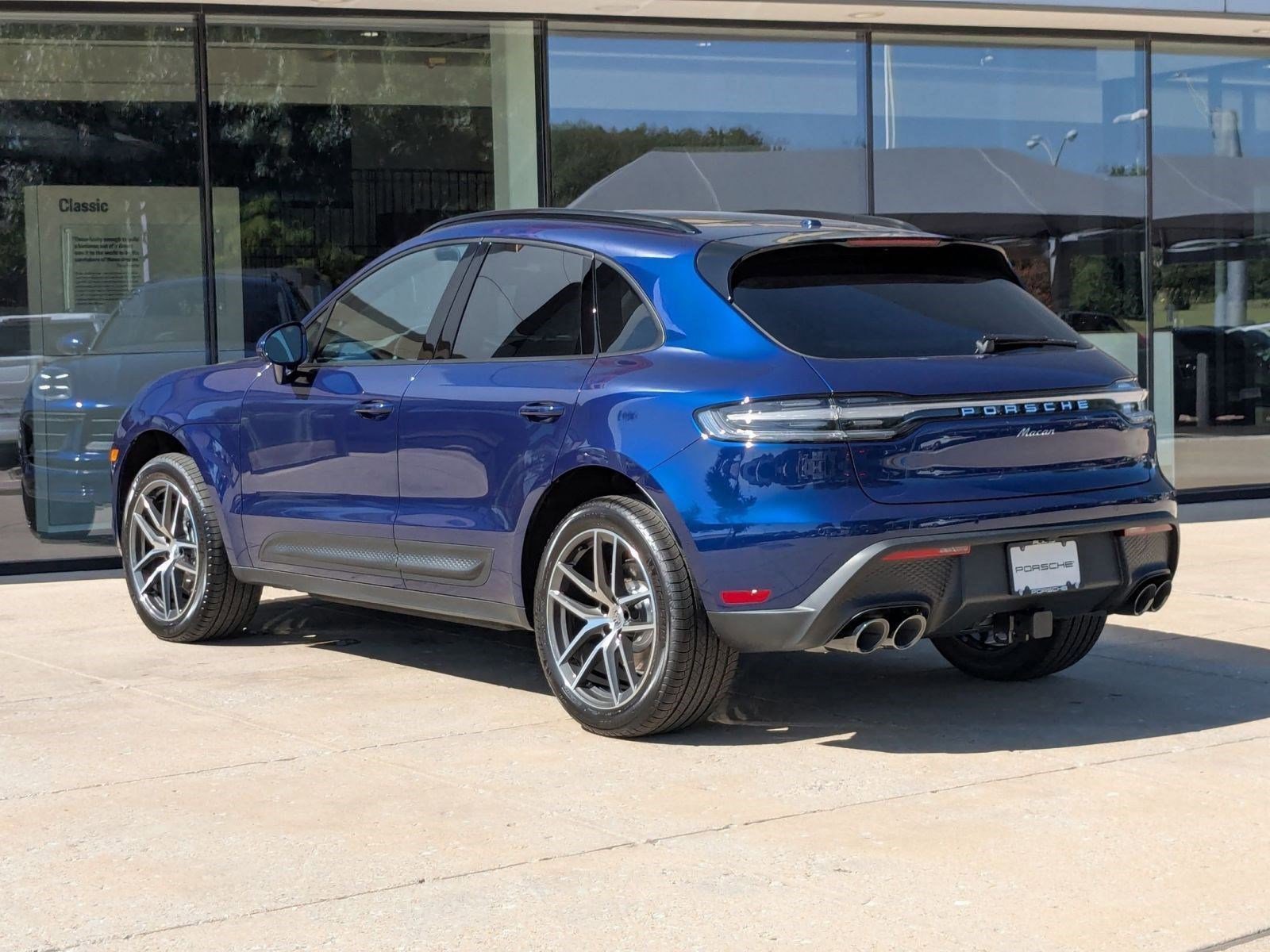 Certified 2025 Porsche Macan video 3