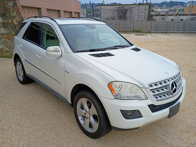 Used 2009 Mercedes-Benz ML 320 BlueTEC 4MATIC image 21