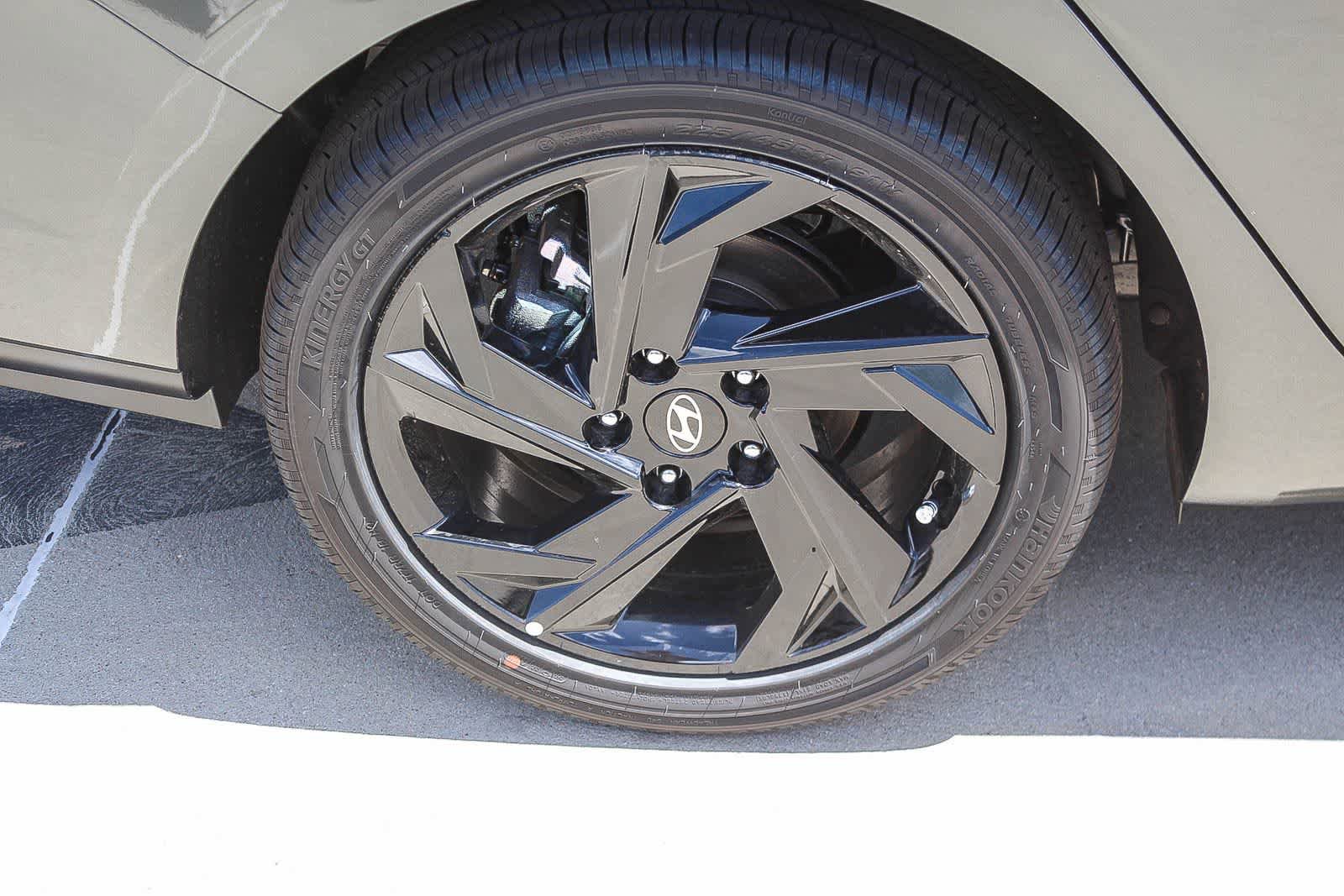 New 2026 Hyundai Elantra N Line FWD image 11