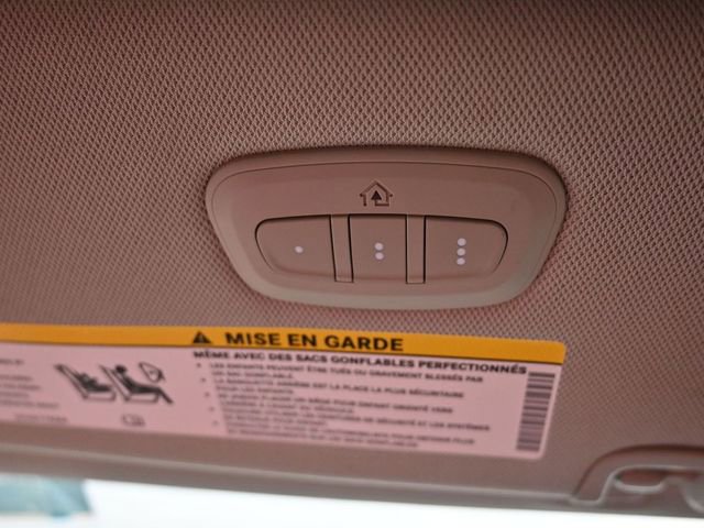 Used 2023 Chrysler Pacifica Limited FWD image 43