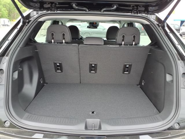 New 2027 Chevrolet Bolt LT w/ Comfort Package FWD image 10