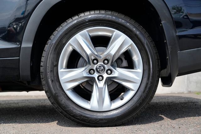 Used 2017 Toyota Highlander Limited image 14