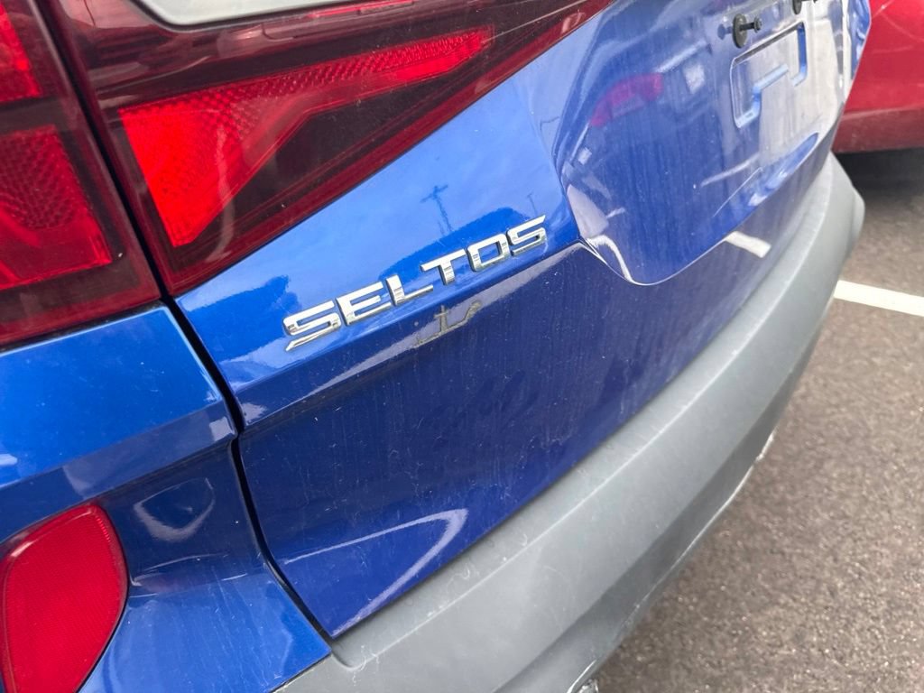Used 2021 Kia Seltos LX AWD/4WD image 15